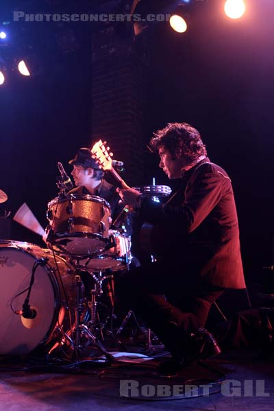 HEAVY TRASH - 2015-02-27 - PARIS - La Maroquinerie - Jonathan Kirk Spencer